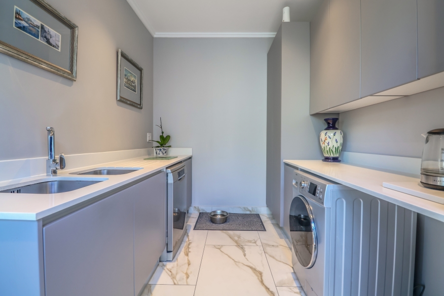 4 Bedroom Property for Sale in Brackenridge Western Cape